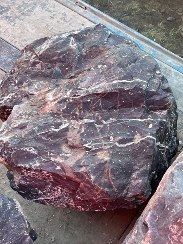 Камни для ландшафтного дизайна красно-фиолетовые 10-60 килограмм купить в Богдановиче