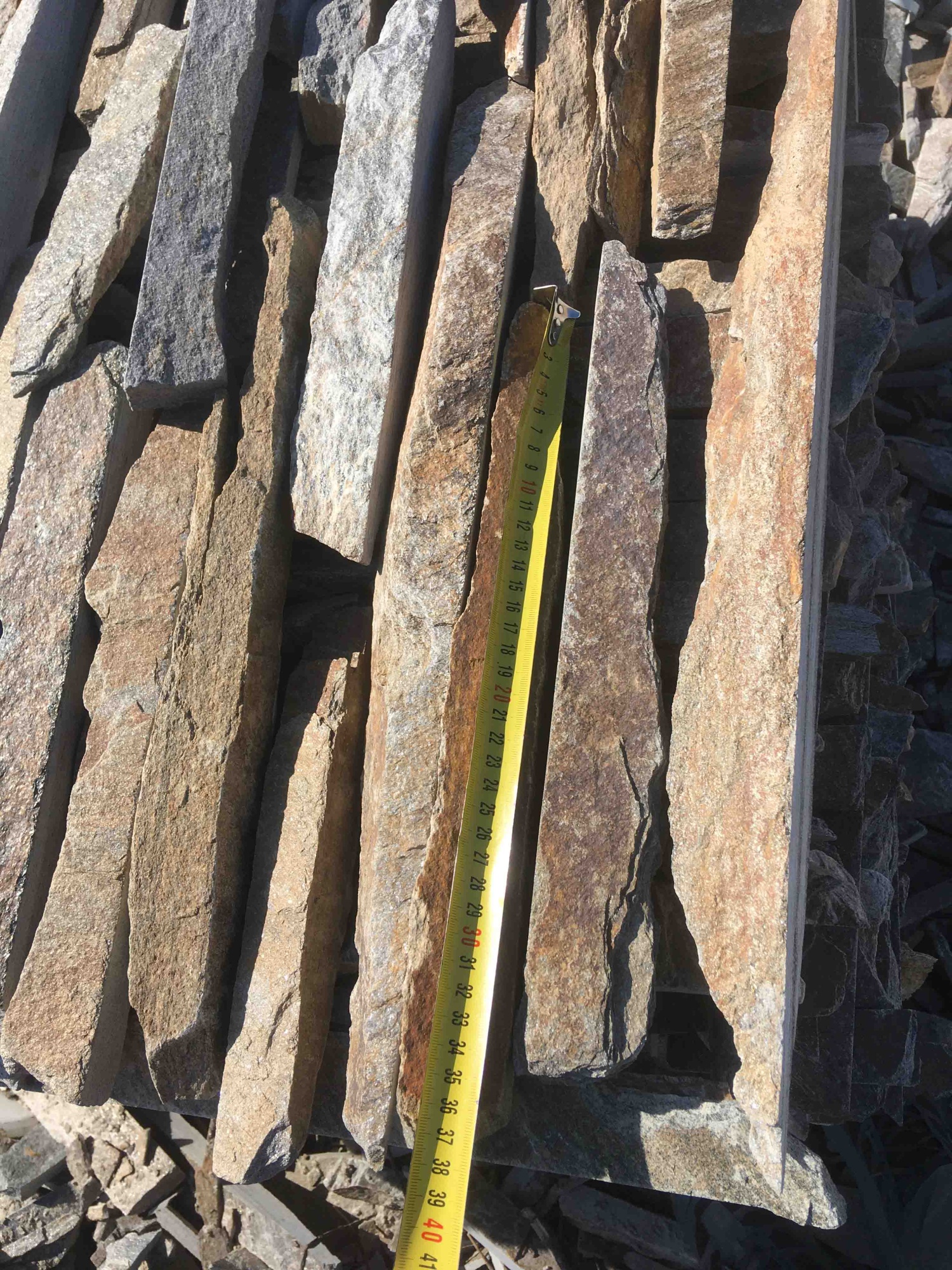 Горбушка златолит мультиколор для облицовки купить в Богдановиче