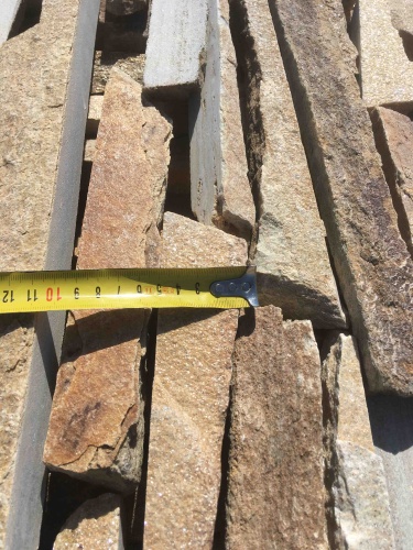 Горбушка златолит золотистый для облицовки купить в Богдановиче