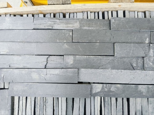 Плитка чёрная из натурального камня фасадная 30 см * 5 см, толщина 7 мм -30 мм купить в Богдановиче