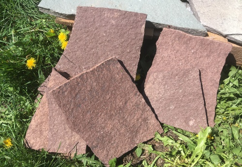 Плитняк лемезит бордовый для цоколя 1,5-2 см купить в Богдановиче