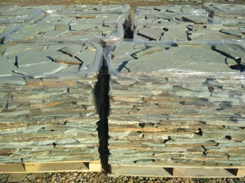 Плитняк златолит зелёный для цоколя, отмостки купить в Богдановиче