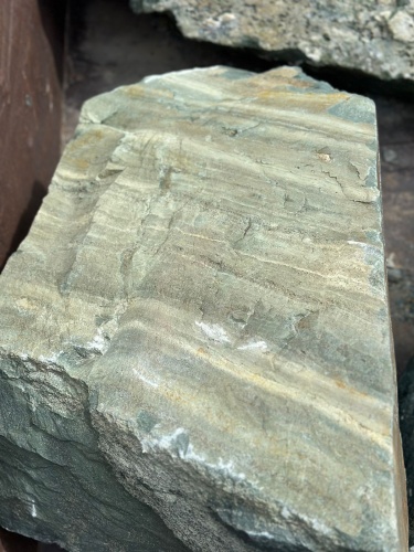 Ландшафтные глыбы зелёные 200-500 килограмм купить в Богдановиче