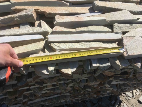 Горбушка златолит золотистый для облицовки купить в Богдановиче