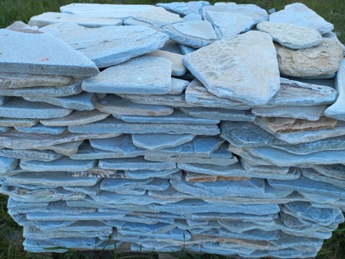 Плитняк златолит зелёный галтованный для цоколя купить в Богдановиче