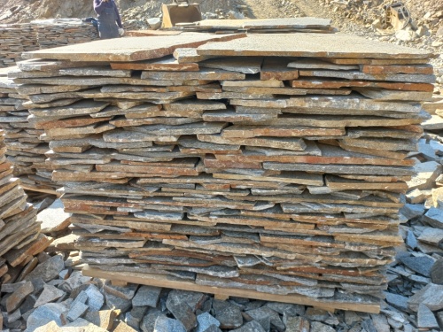 Серицит для облицовки фасада купить в Богдановиче